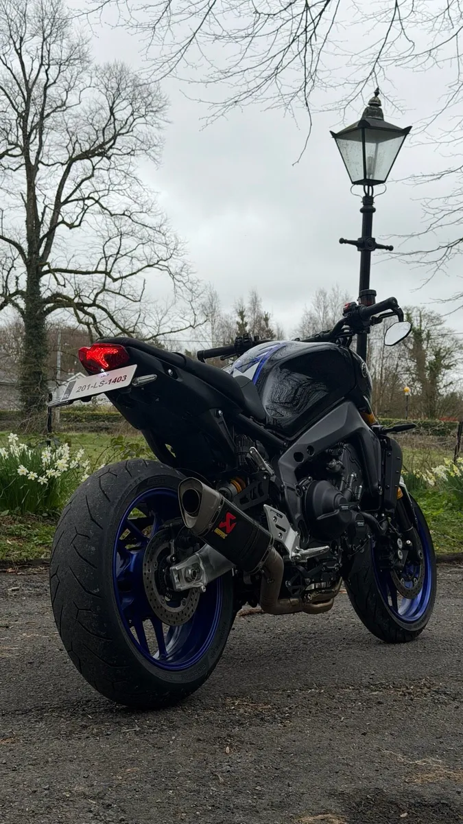 Yamaha mt09 sp black edition - Image 4