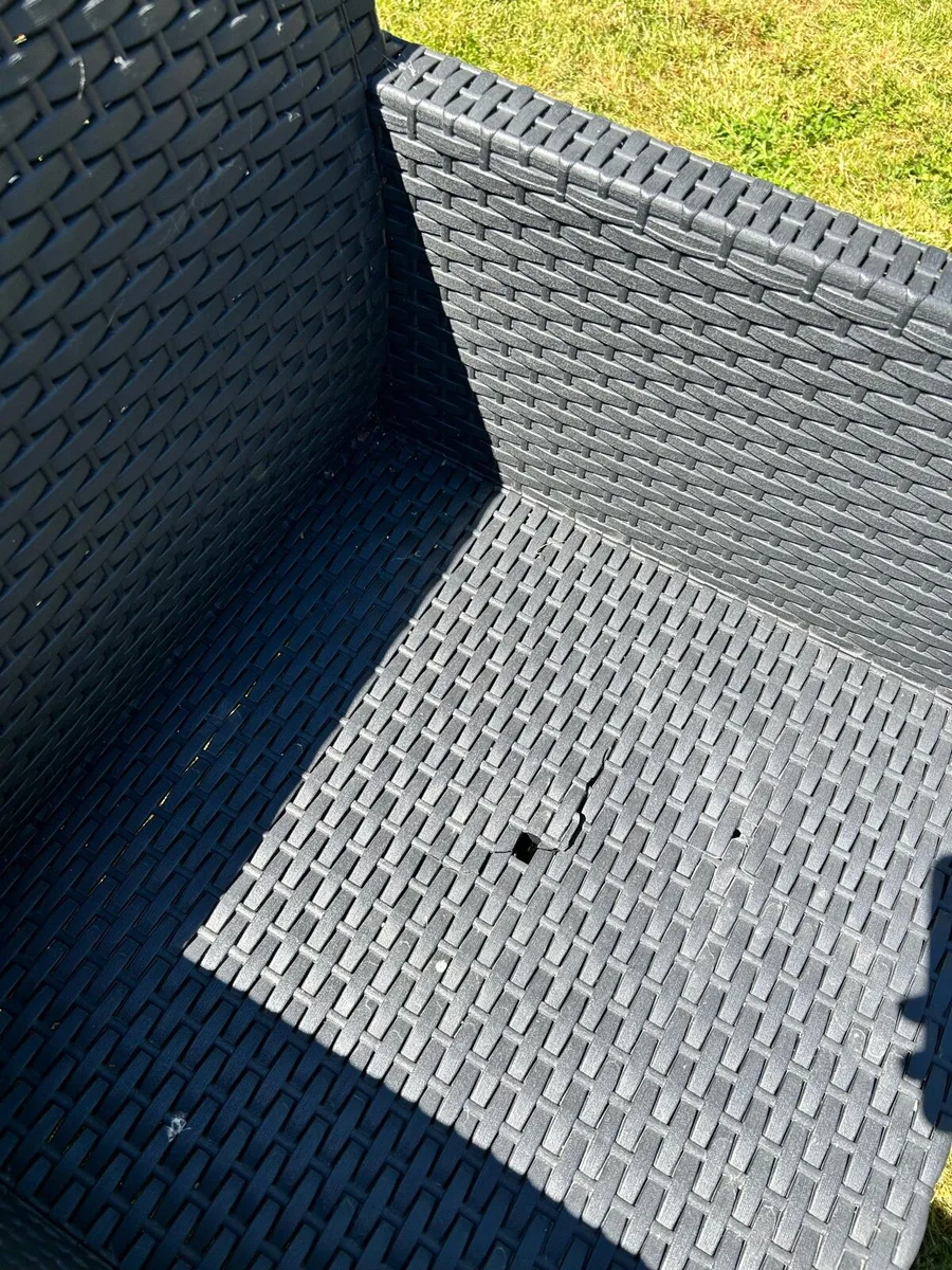 4 piece garden furniture set - Image 4
