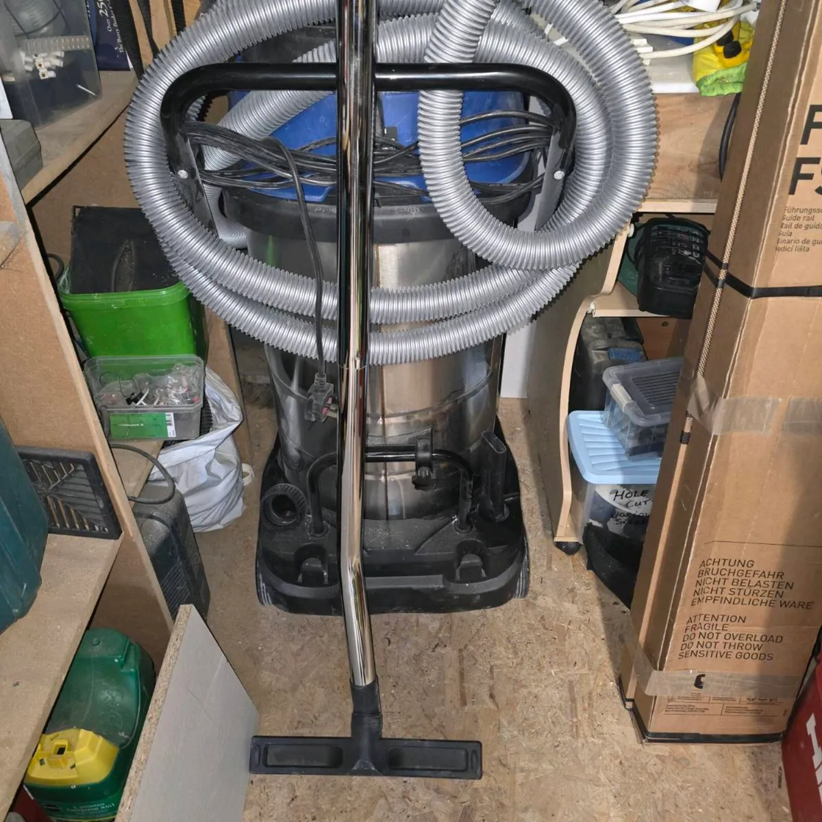 Wet dry vacuum - Image 4