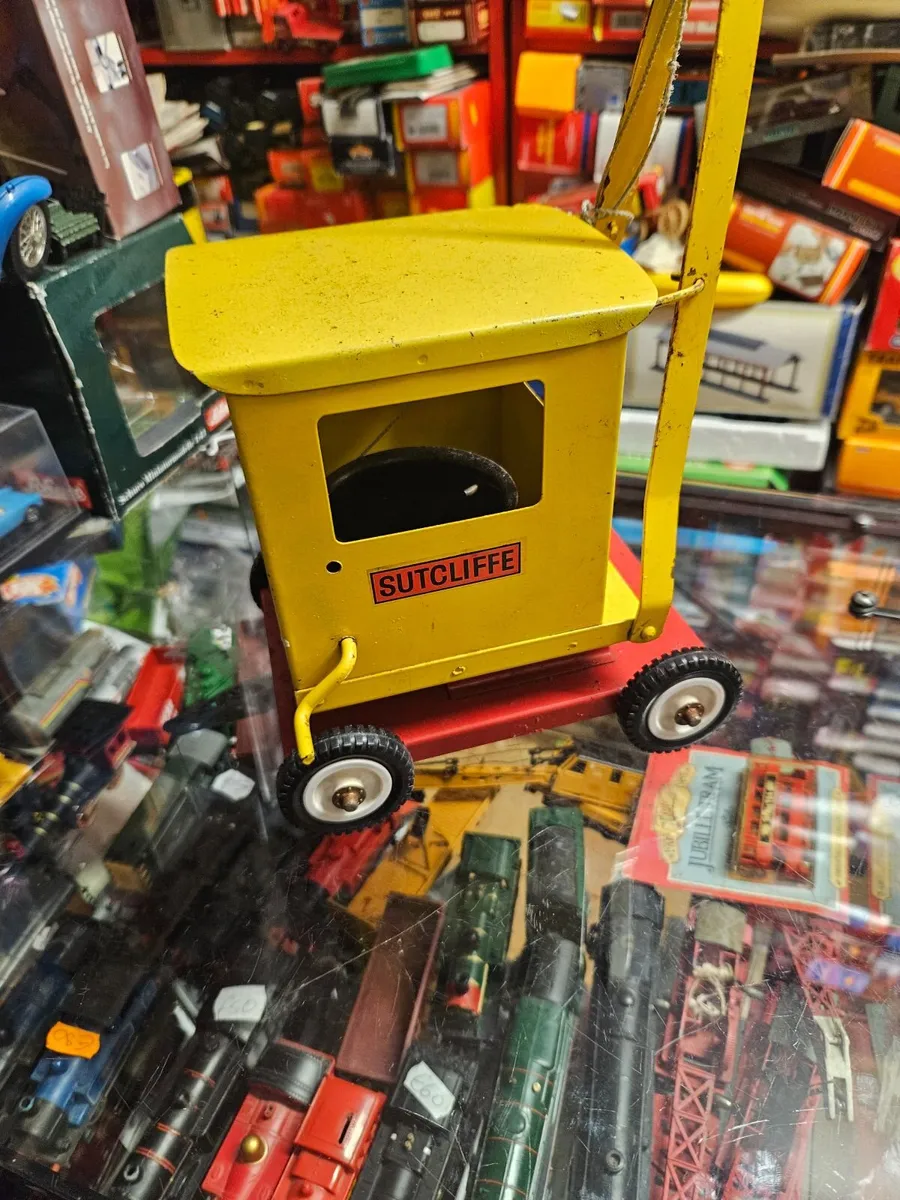 Vintage Sutcliffe Tinplate Pressed Steel Crane - Image 4