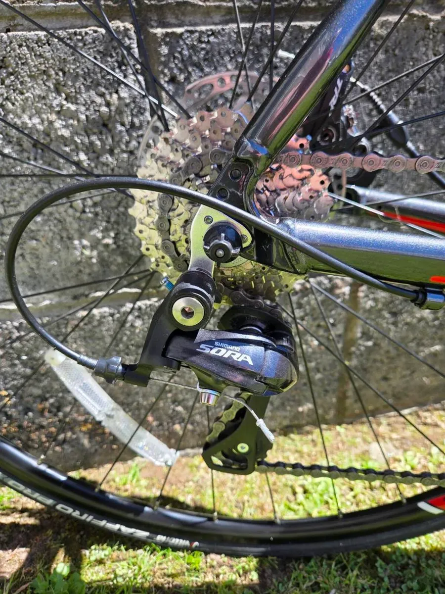Boardman 54cm X7 Comp Racing Bike - Image 2