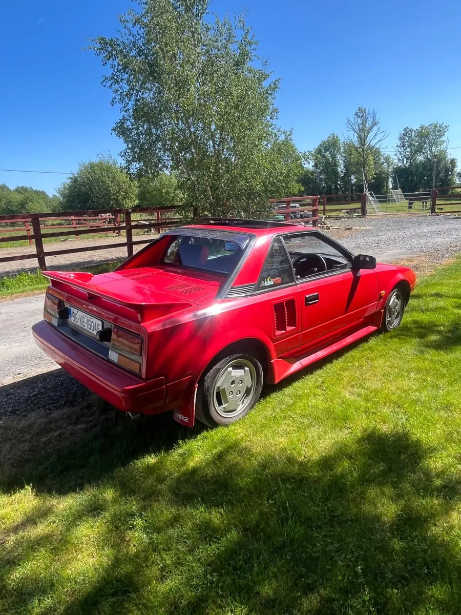 Toyota MR2 - Image 2
