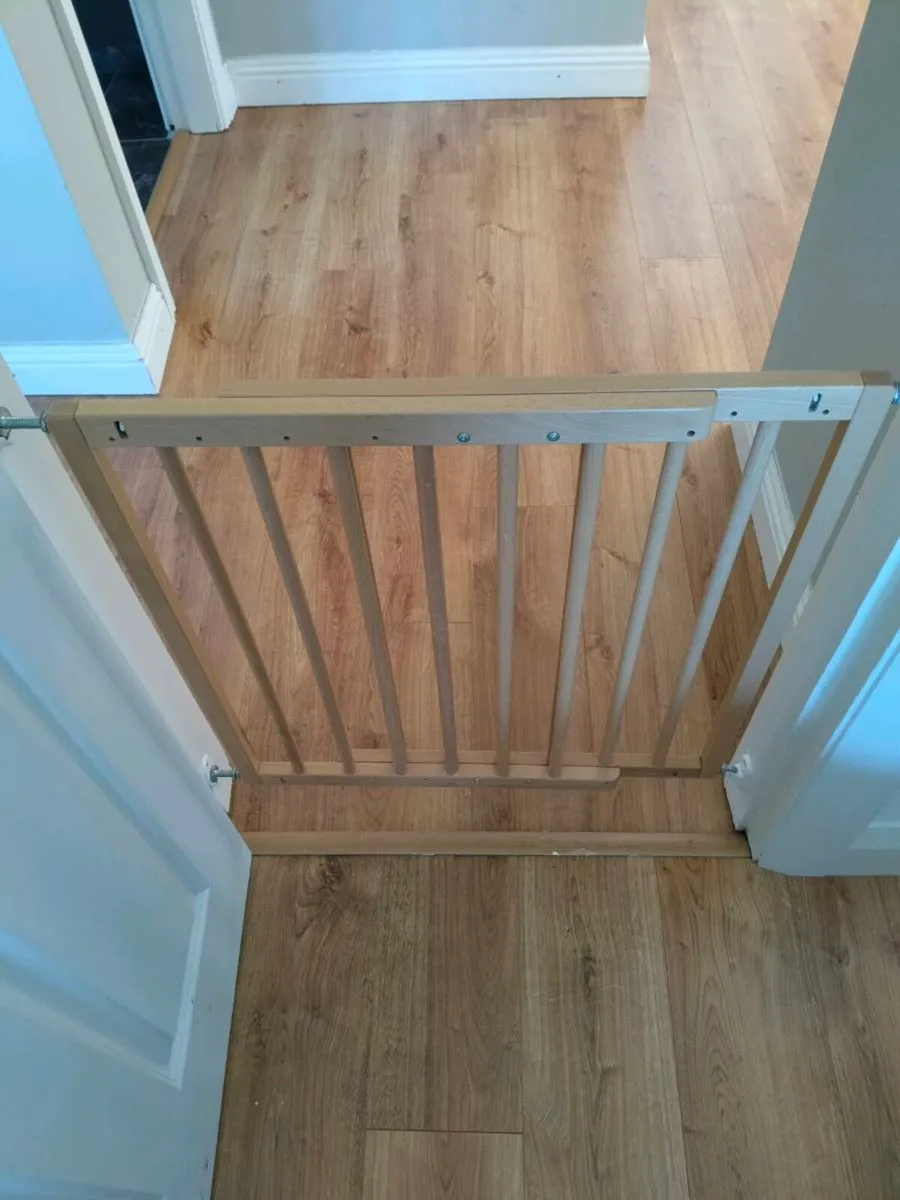 Babydan wooden baby gate - Image 1