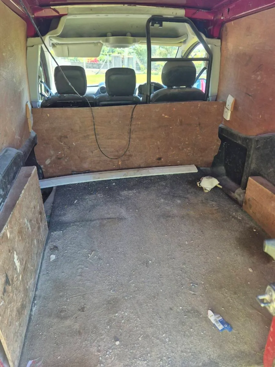 Van for sale - Image 2