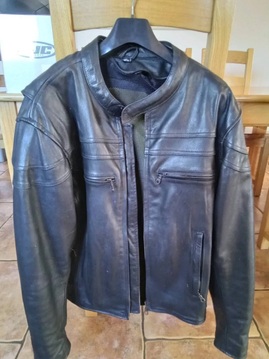 Motorcycle gear - Image 2