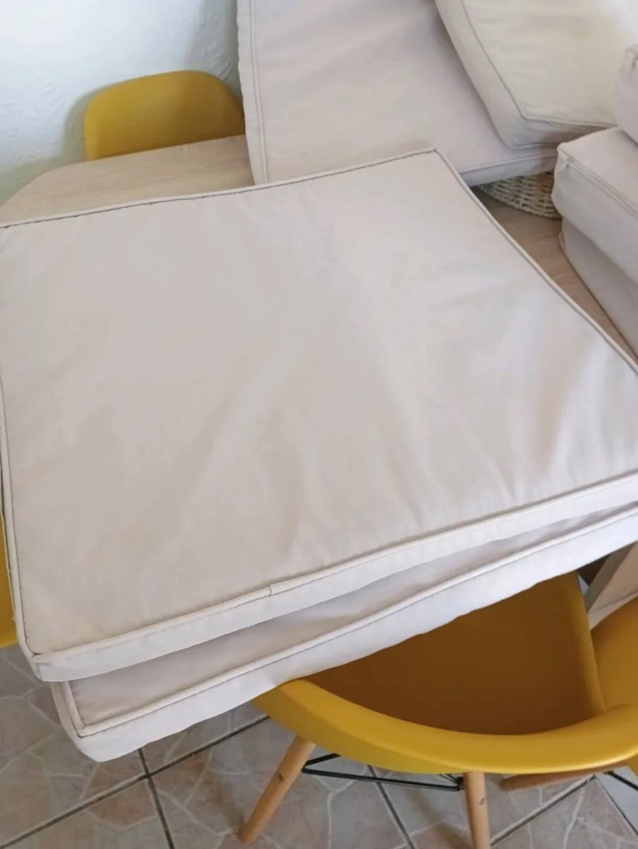 Ratten cushions - Image 2