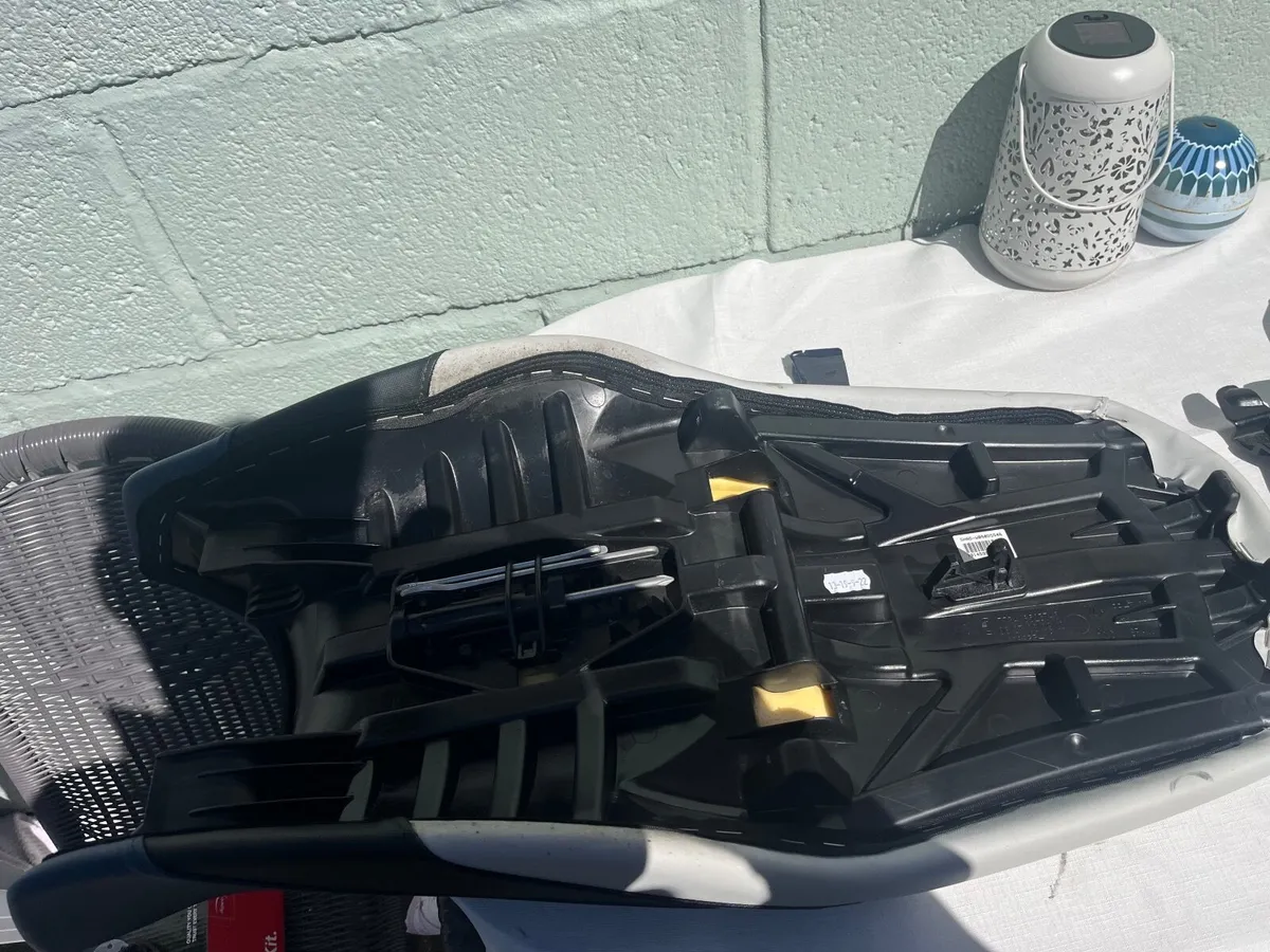 Bmw R1250GS Rally seat and rack - Image 2