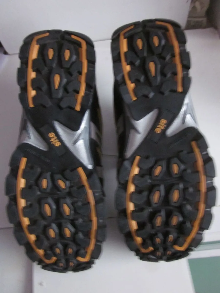 Site Mercury Black Steel CapSafety Trainers S9 New - Image 3