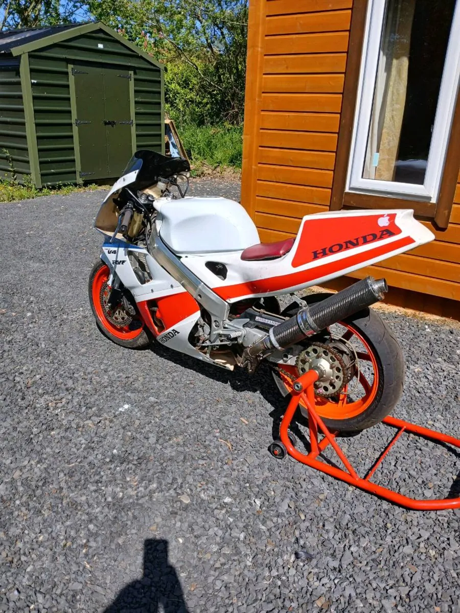 Honda RVF 400 Track/Road Bike  Project 1995 - Image 4