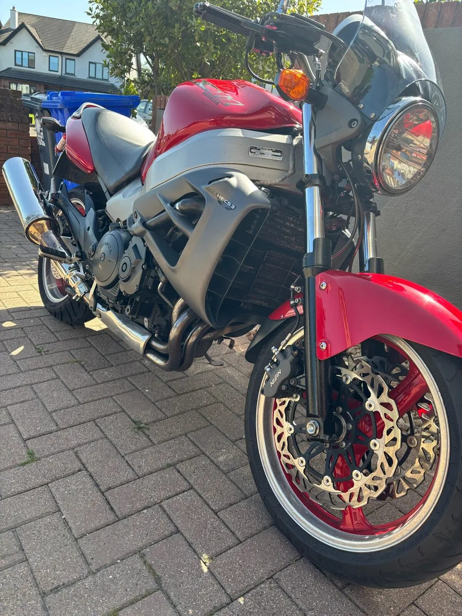 Honda CB 1100sf ( X11 ) - Image 2