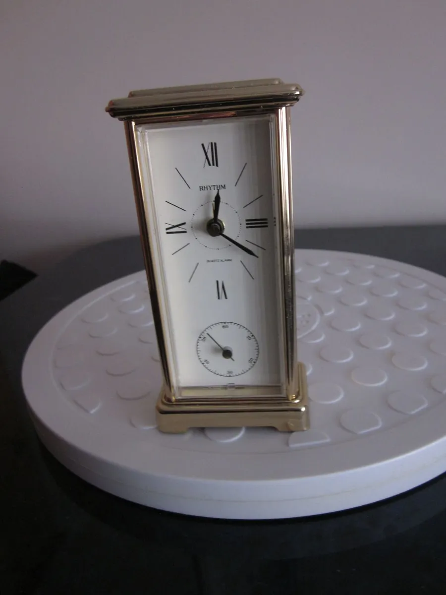 RHYTHM Quatrz Alarm Clock 1970's - Image 1