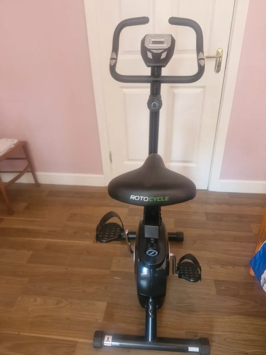 Exercise bike - Image 1