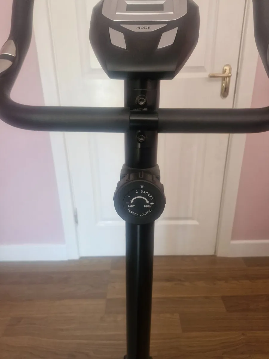 Exercise bike - Image 4