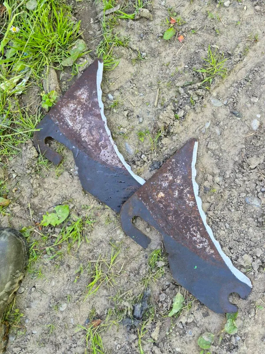 Mchale fusion 3 knives - Image 1