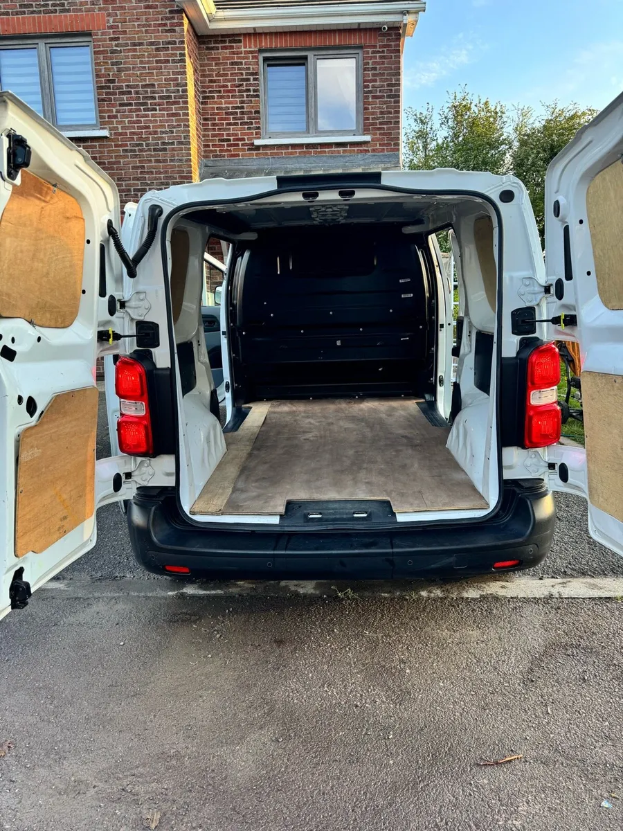 Citroen  Dispatch - Image 3