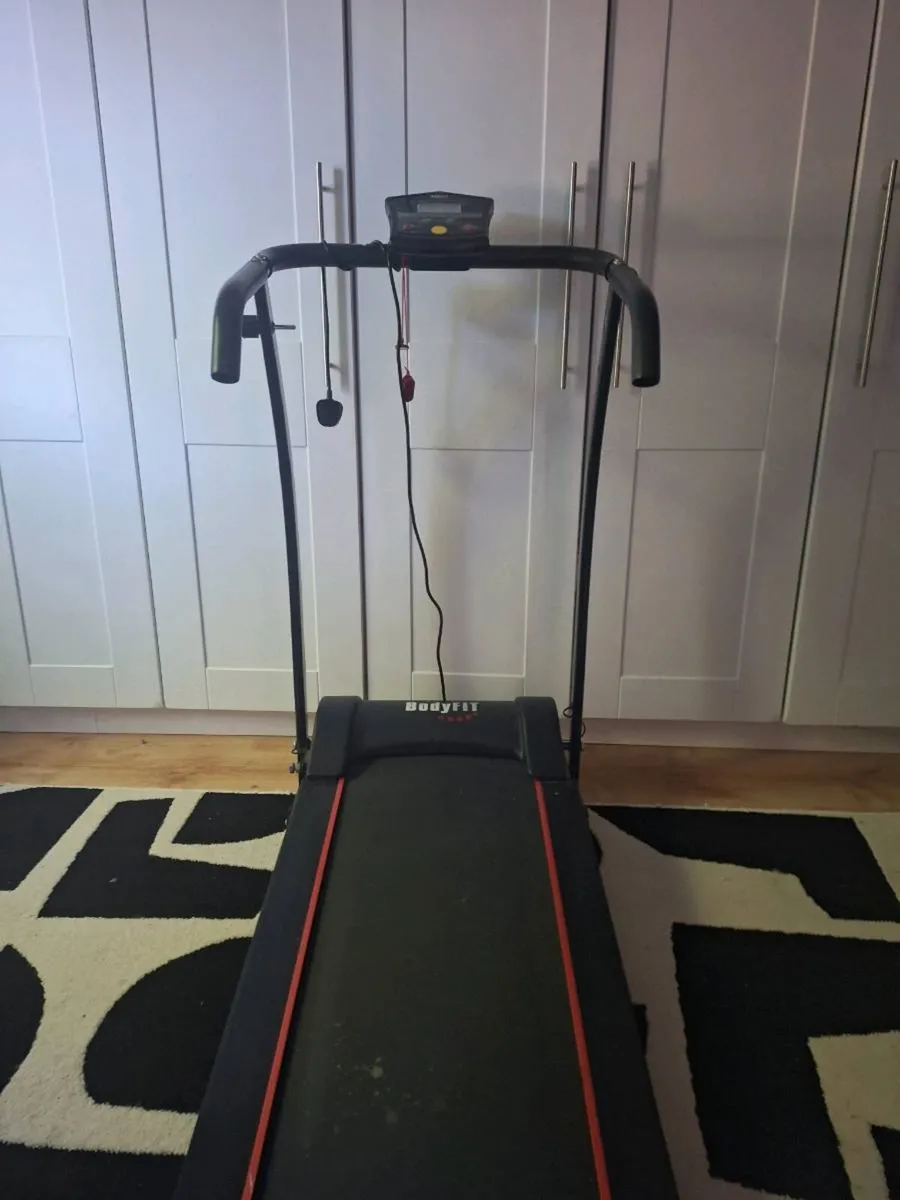 Treadmill - Image 1