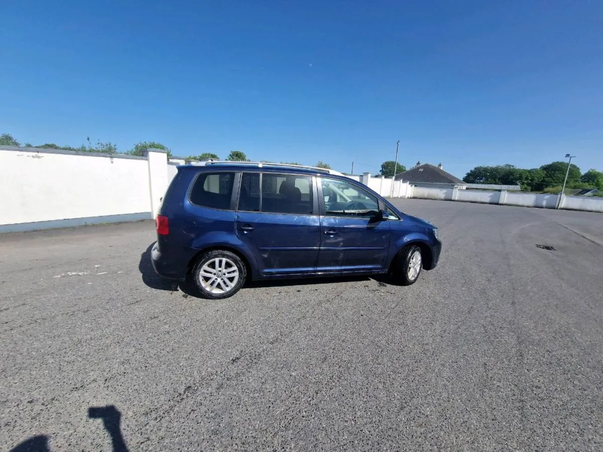 12 Vw Touran 1.6 Tdi 7 seater High Spec - Image 3