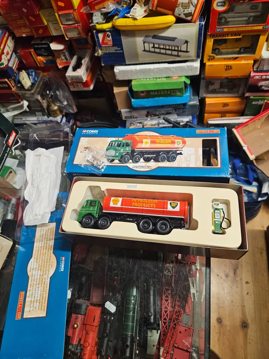 Corgi BP Shell Tanker - Image 2