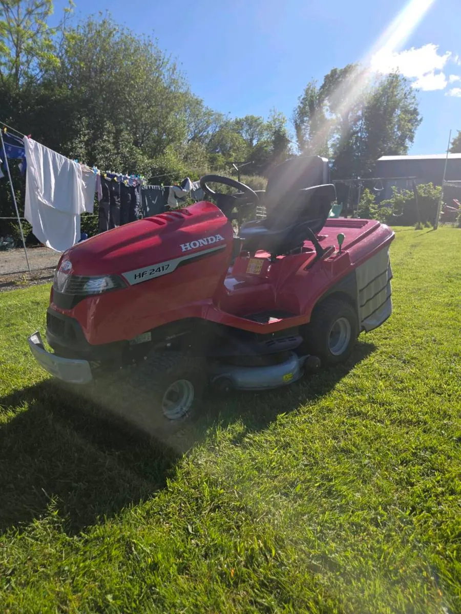 Ride on mower - Image 2