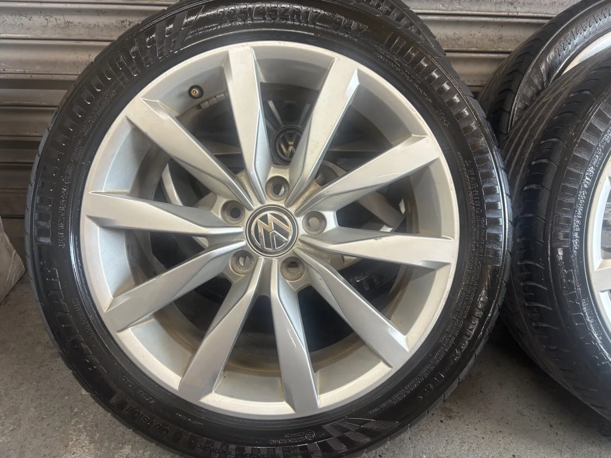 17” Volkswagen Golf Alloys - Image 4