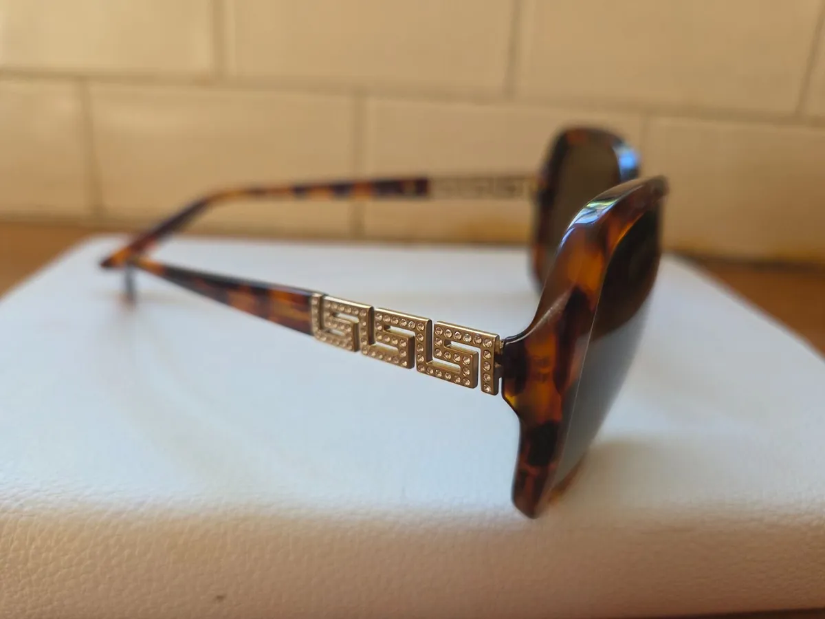 Versace Ladies Sunglasses - Image 3