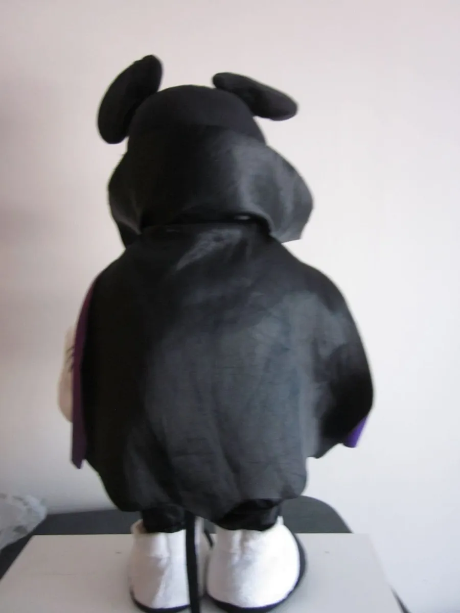 Disney Mickey Mouse Vampire 24" Halloween Porch - Image 2