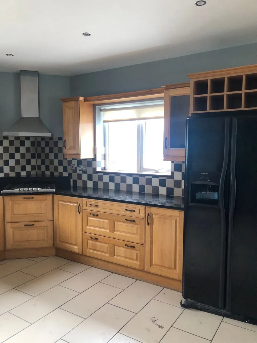 Kitchen & utility - Image 2