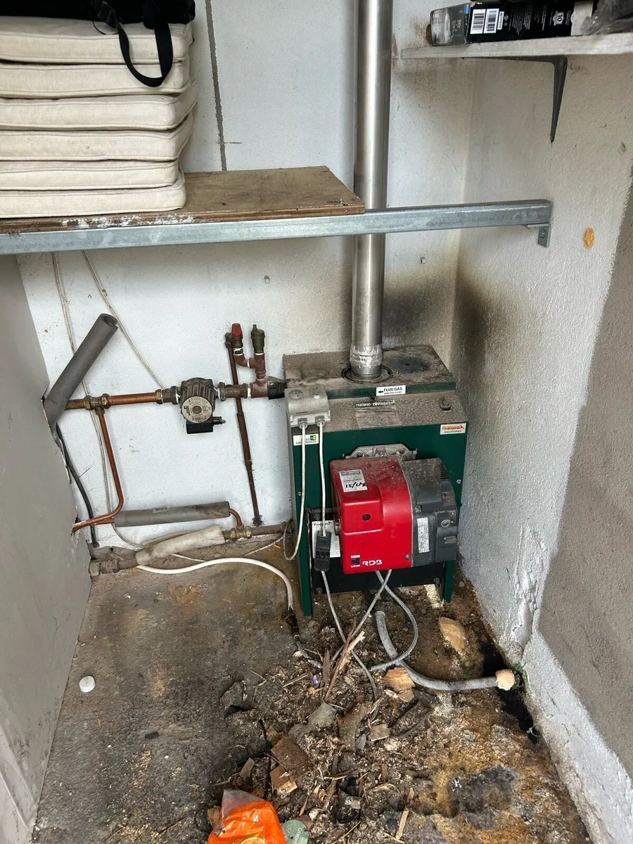 Inside oil boiler - Image 1
