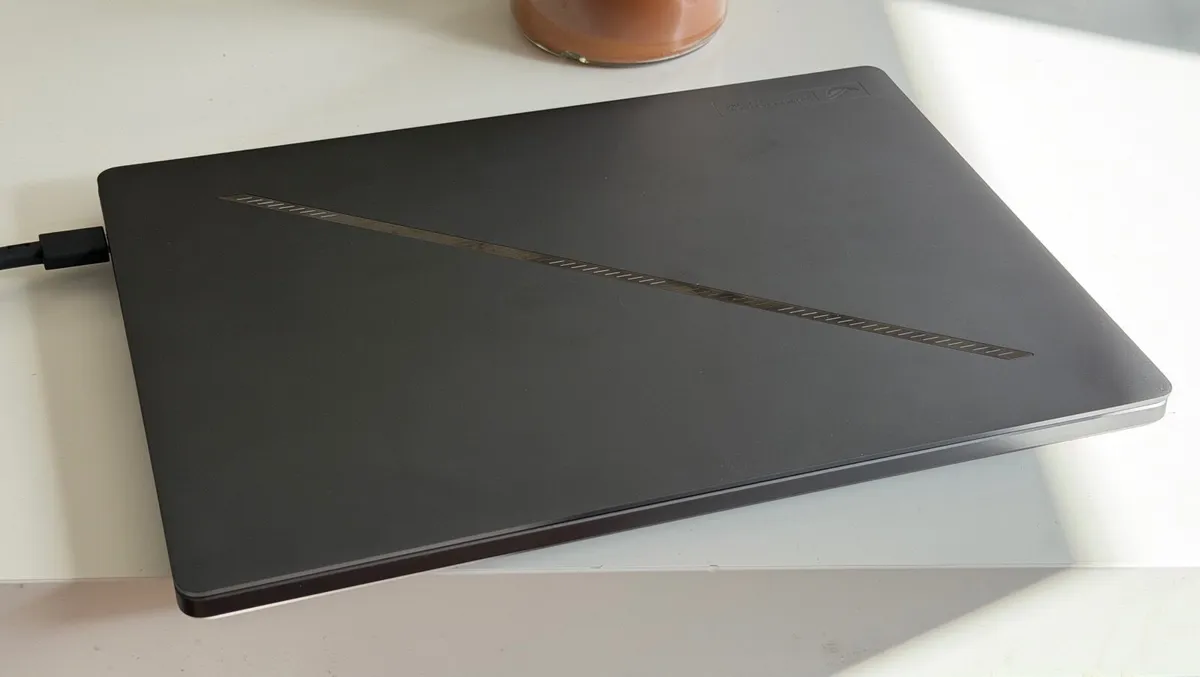 Gaming Laptop ASUS ROG Zephyrus G14 - Image 2