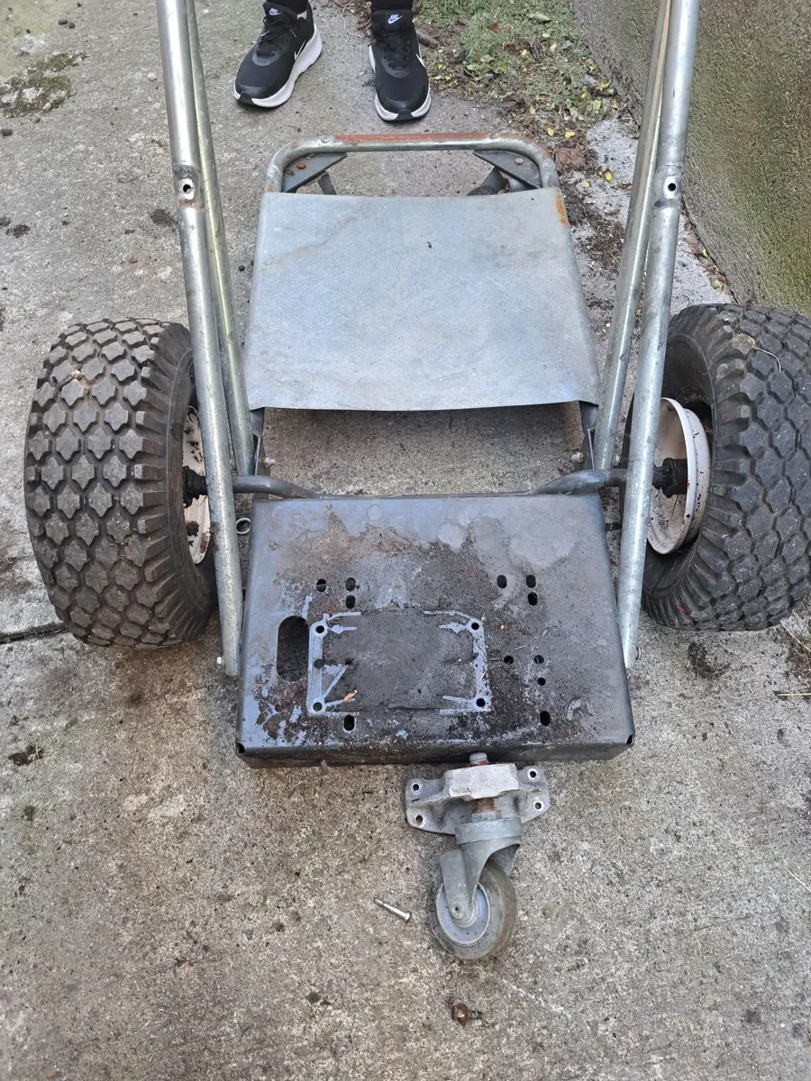 Trolley - Image 2