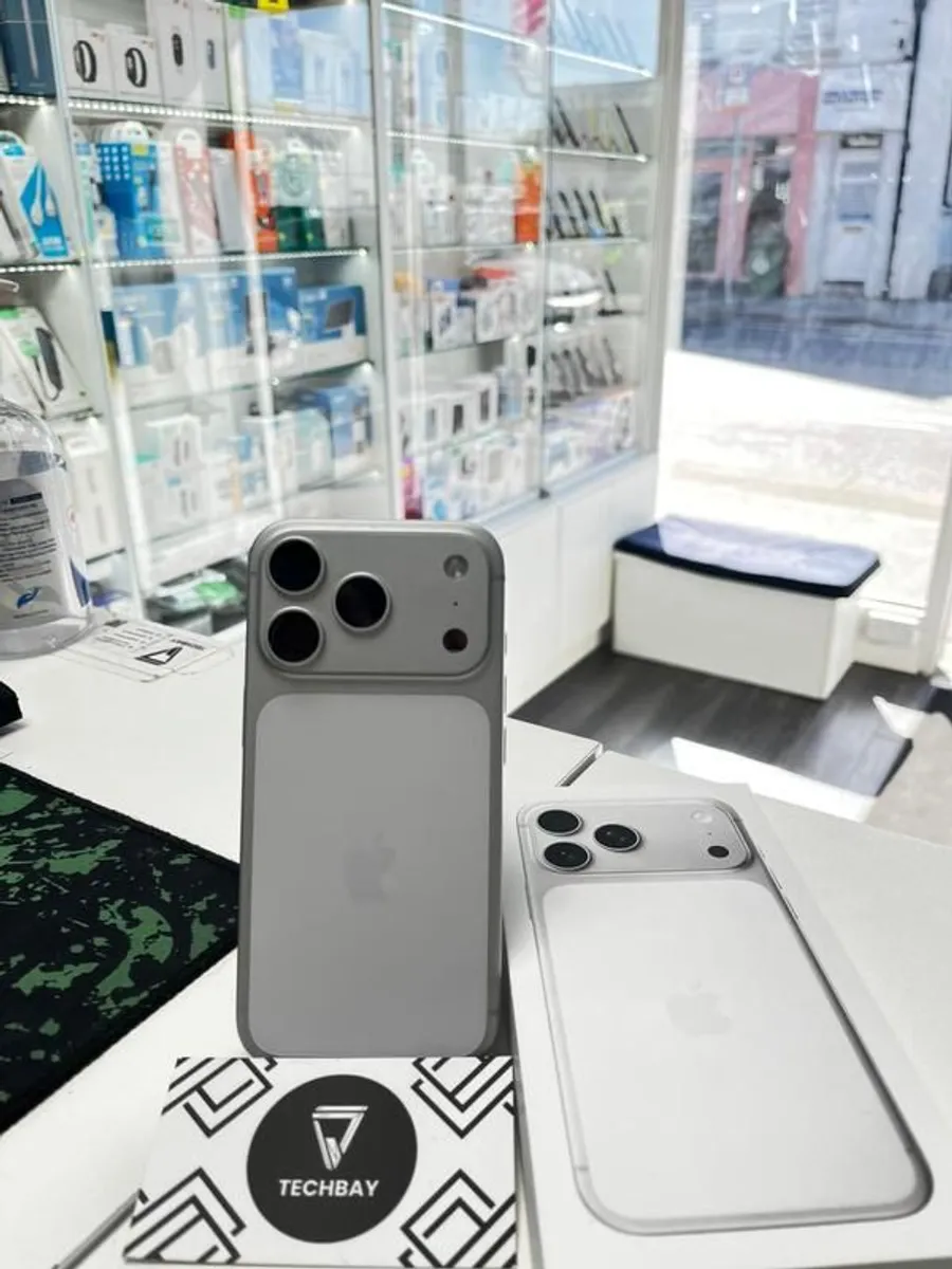 iphone 17 pro  iphone 17 pro