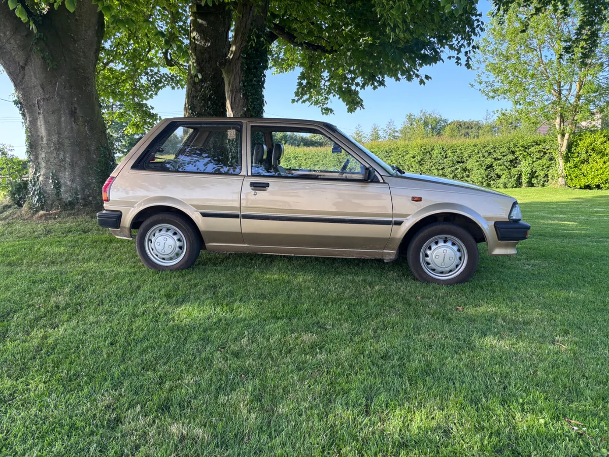 Toyota Starlet 1985 - Image 3