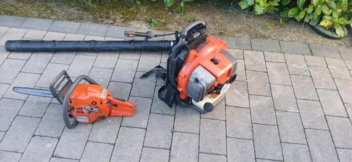 HUSQVARNA chainsaw and leaf blower - Image 2