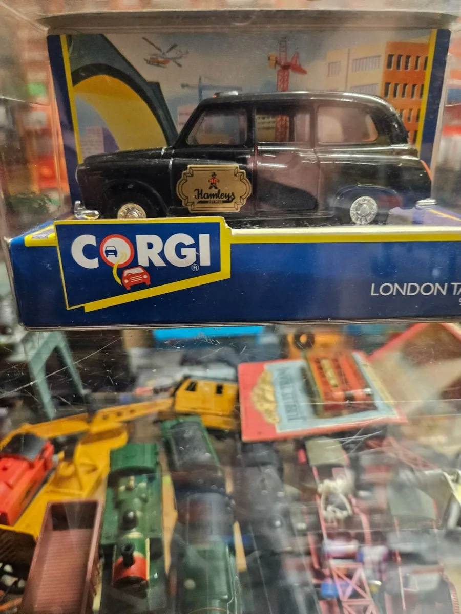 Corgi London Taxi - Image 2