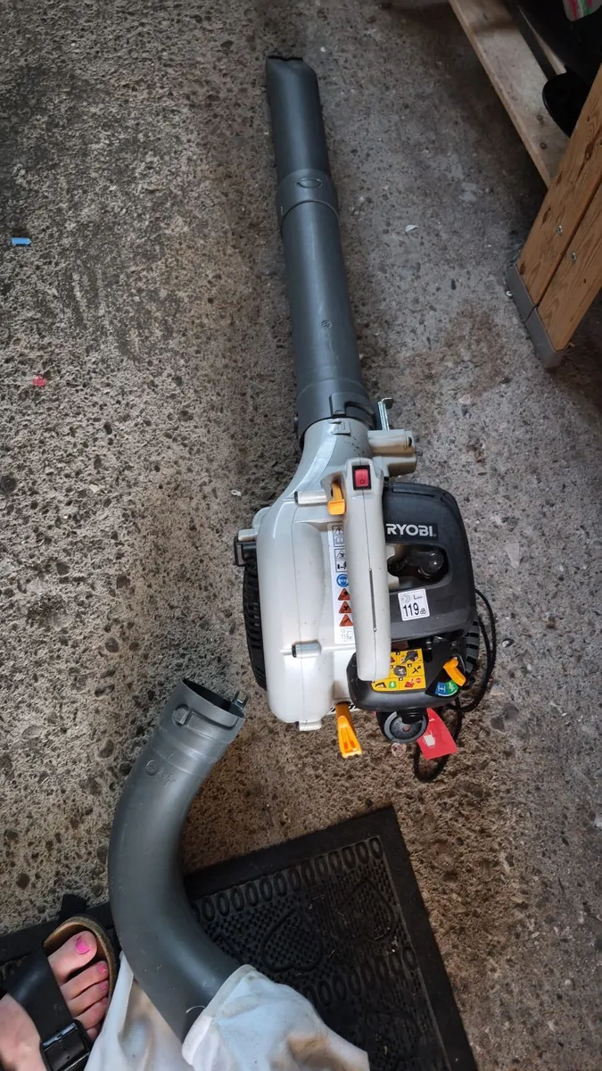 Leaf blower - Image 2