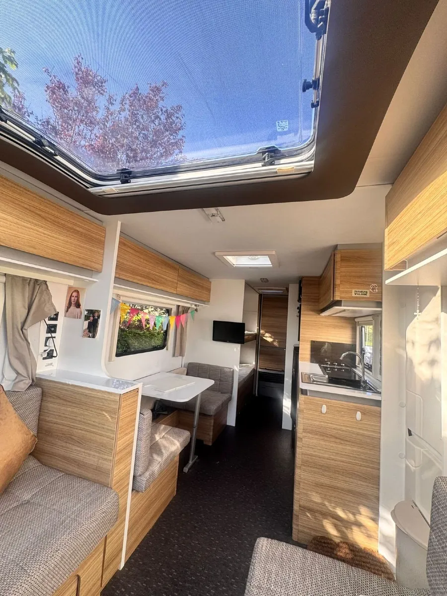 Caravan - Image 4
