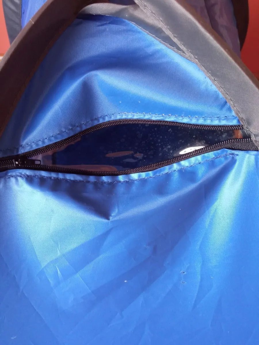 Beach Tent - Image 4