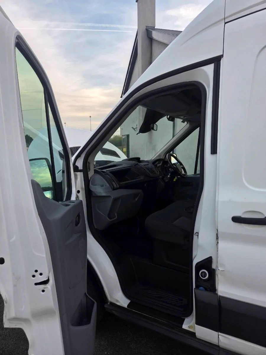2017 ford transit fridge - Image 2