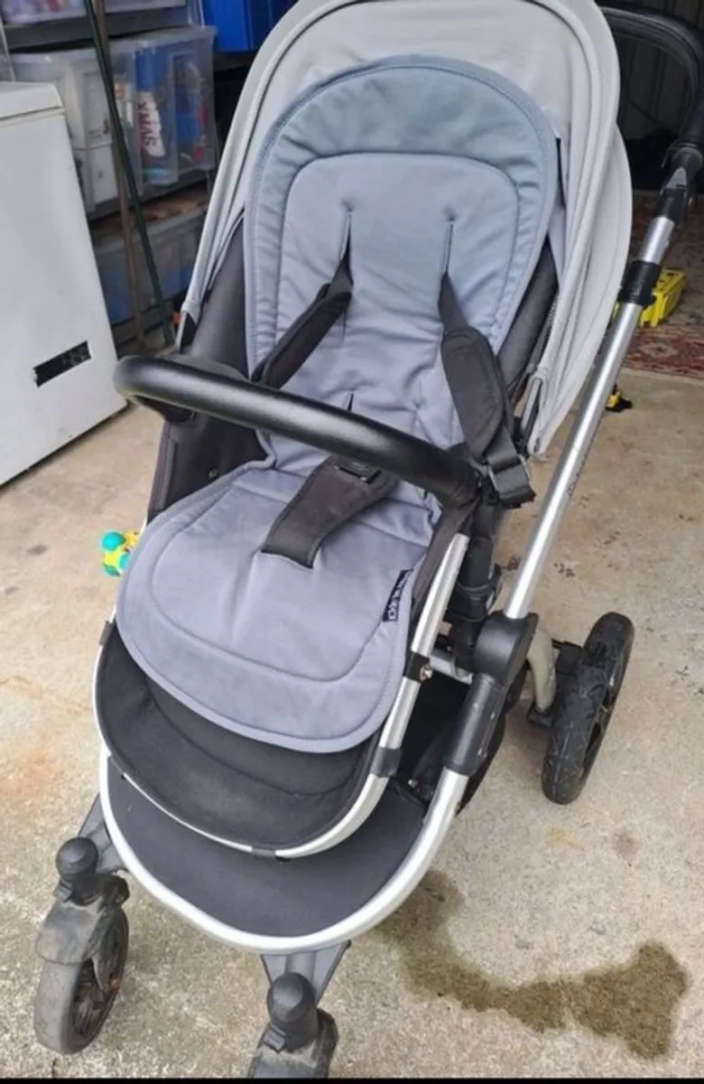 Ickle Bubba Travel System - Image 4