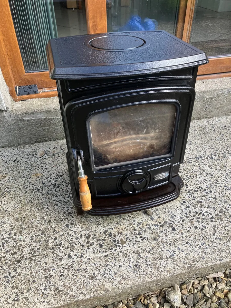 Stove - Image 1