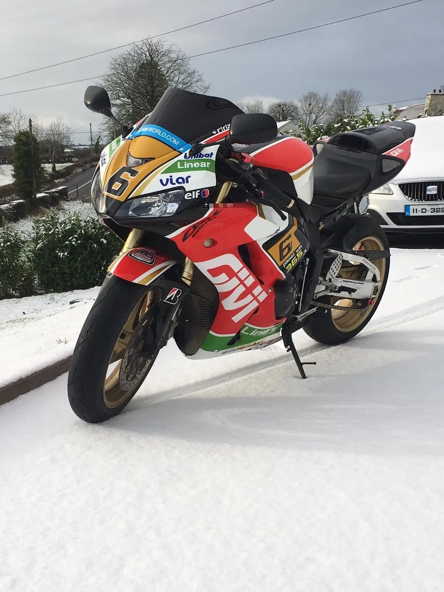Cbr1000rr fireblade - Image 4