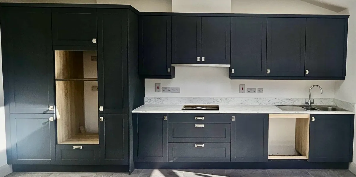 Brand new kitchen - Image 4