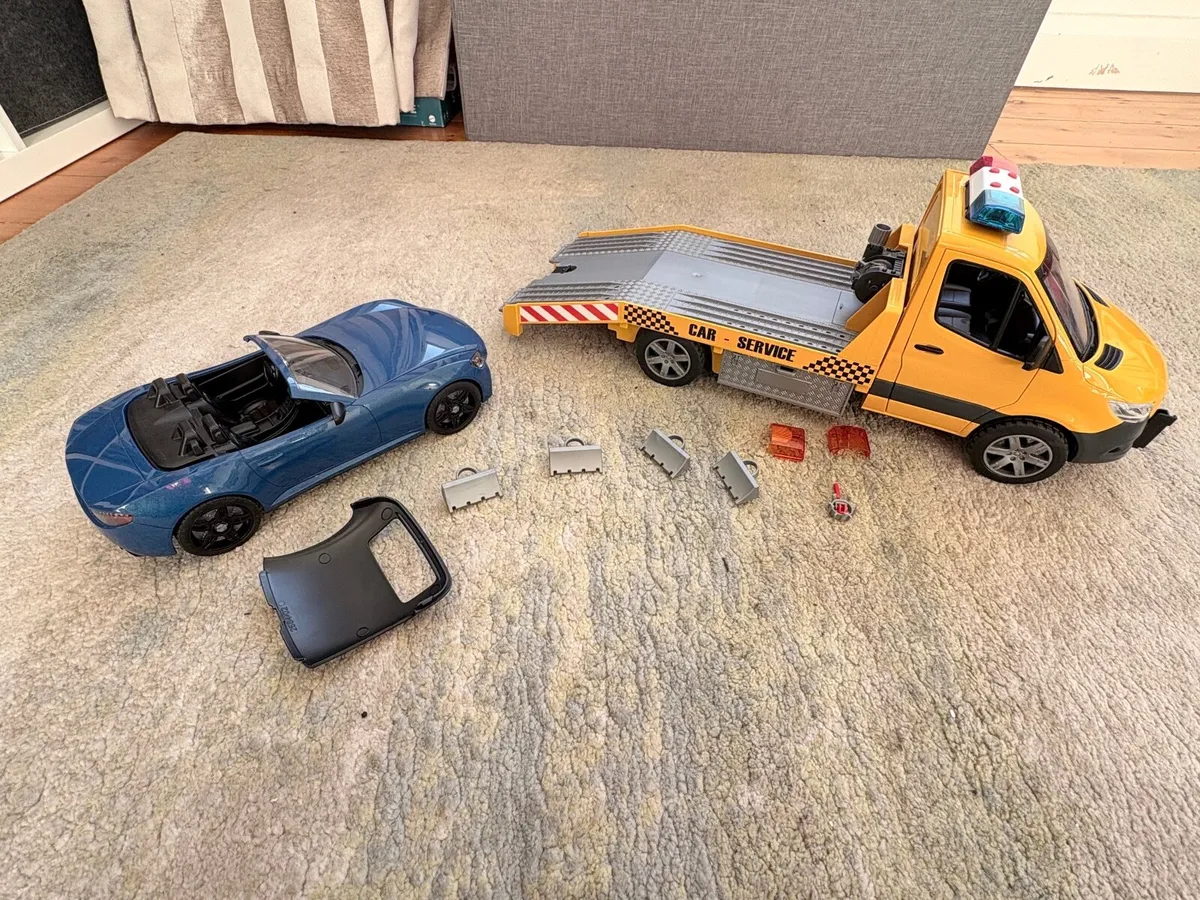 Bruder Car Transporter toy - Image 4