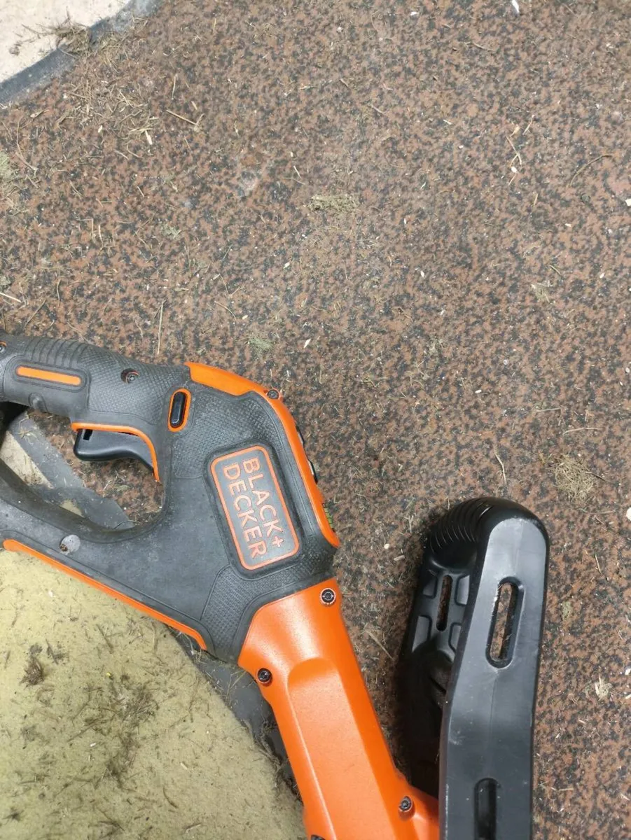 String Trimmer - Image 4