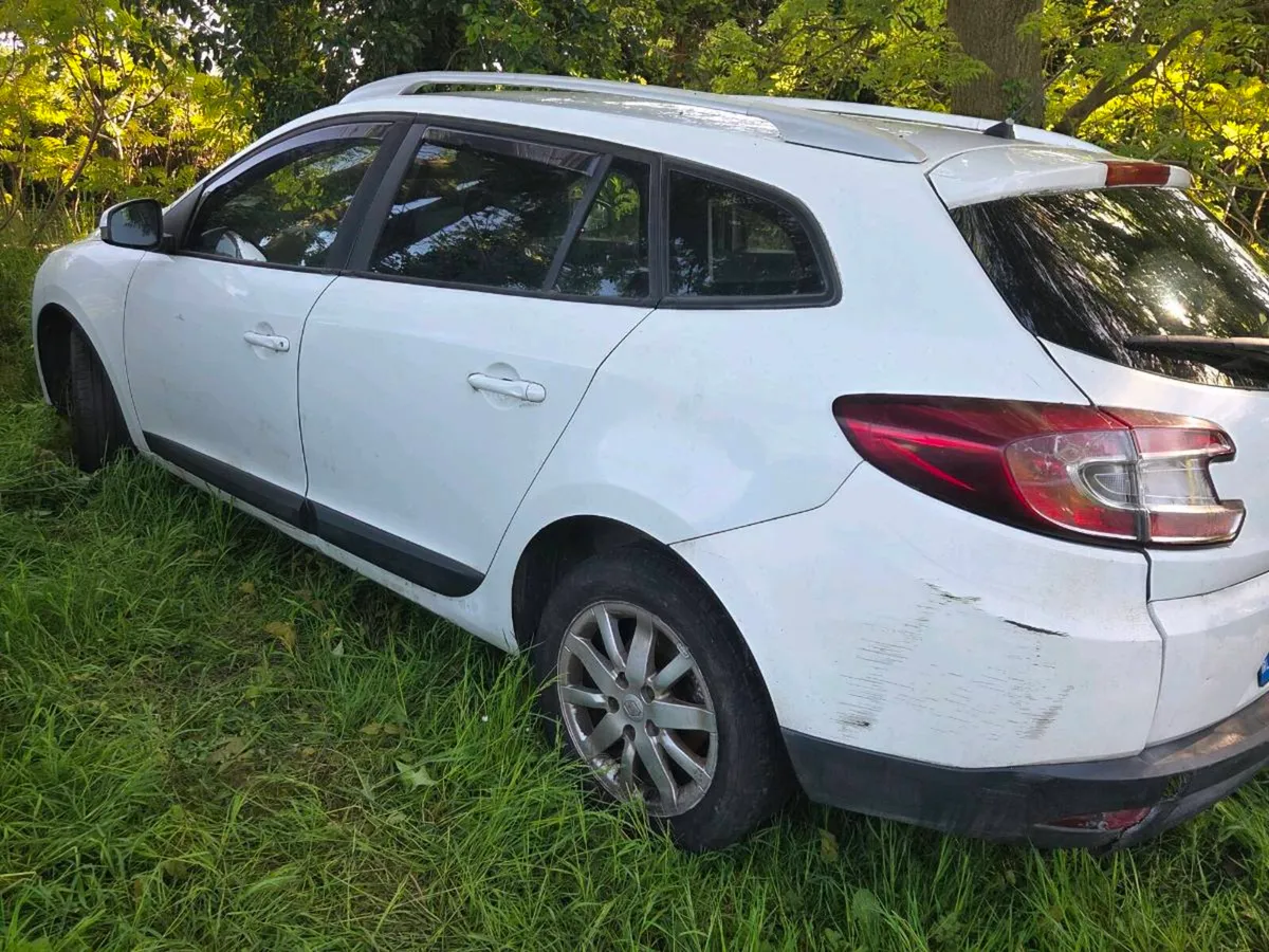 Cheap parts Renault megane estate 1.5 diesel - Image 2