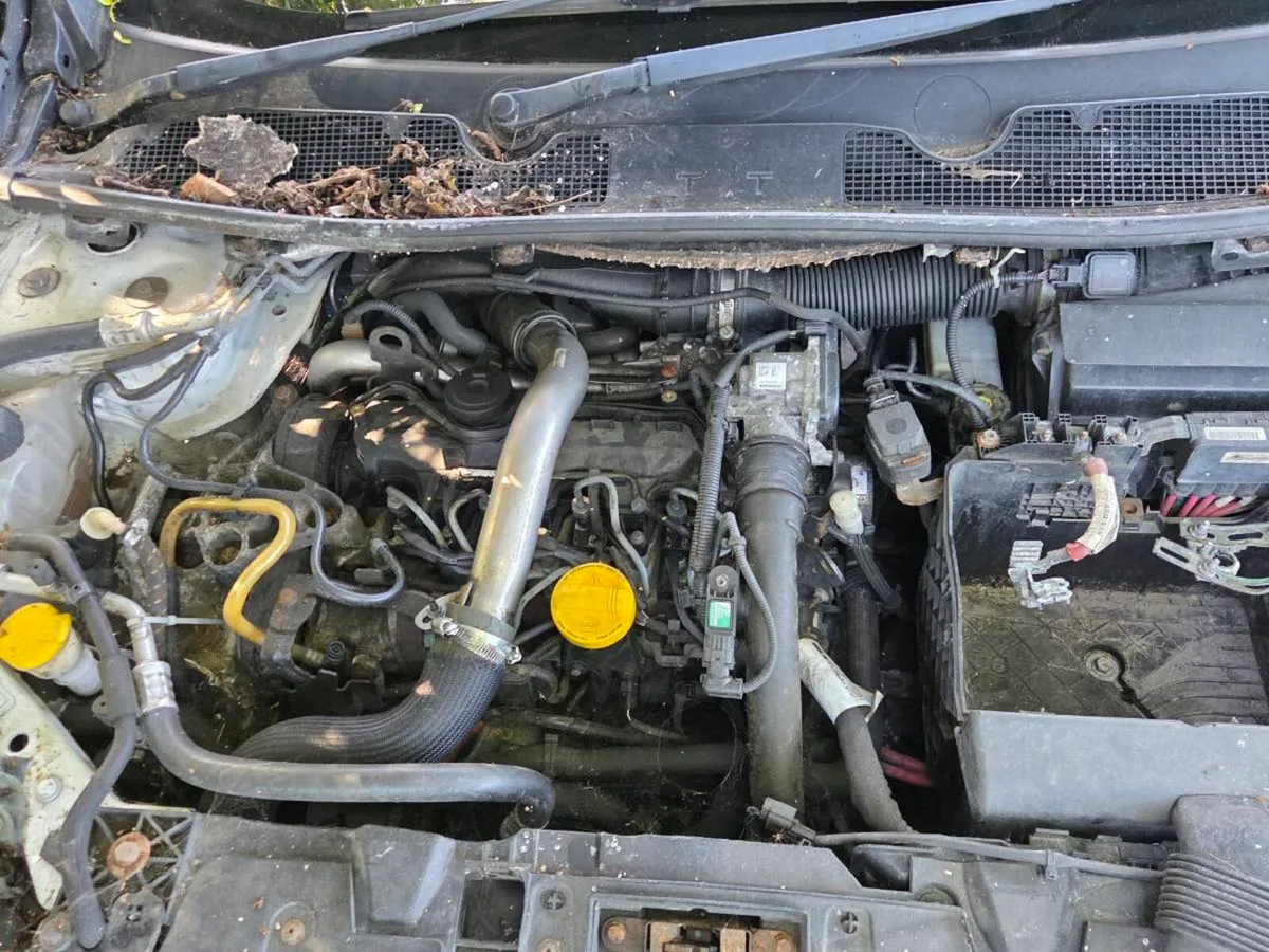 Cheap parts Renault megane estate 1.5 diesel - Image 3