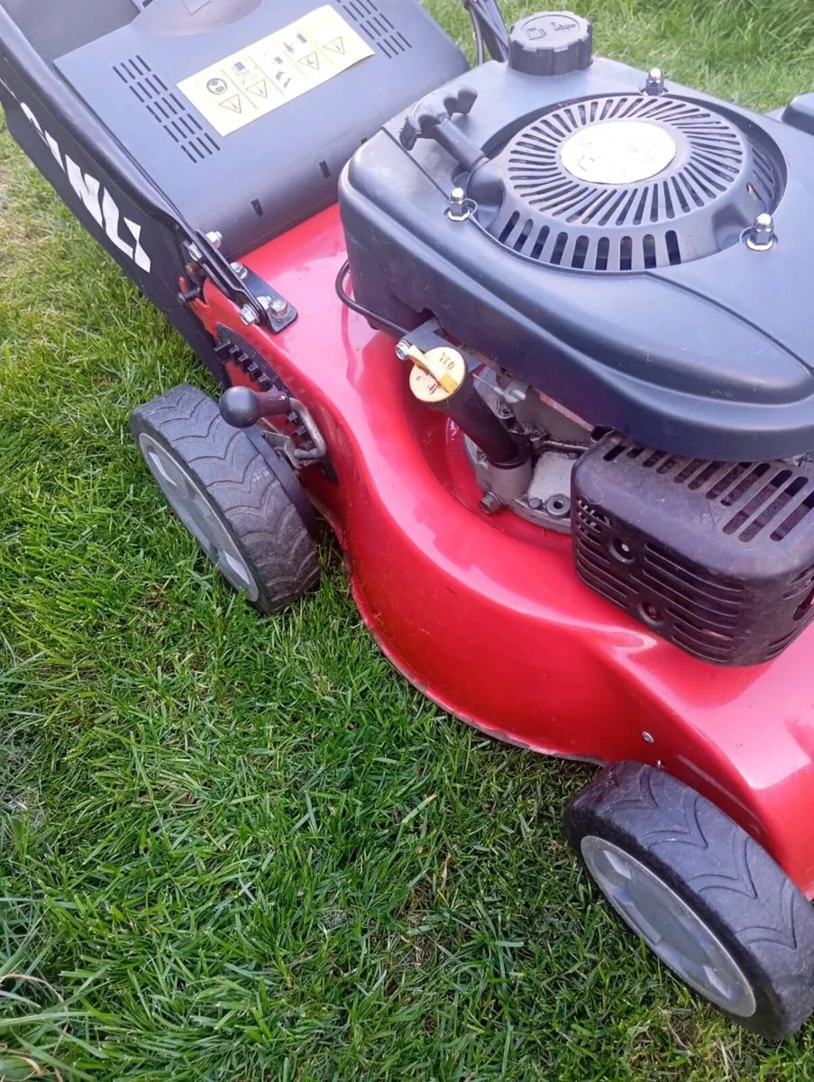 Sanli self drive lawnmower - Image 3