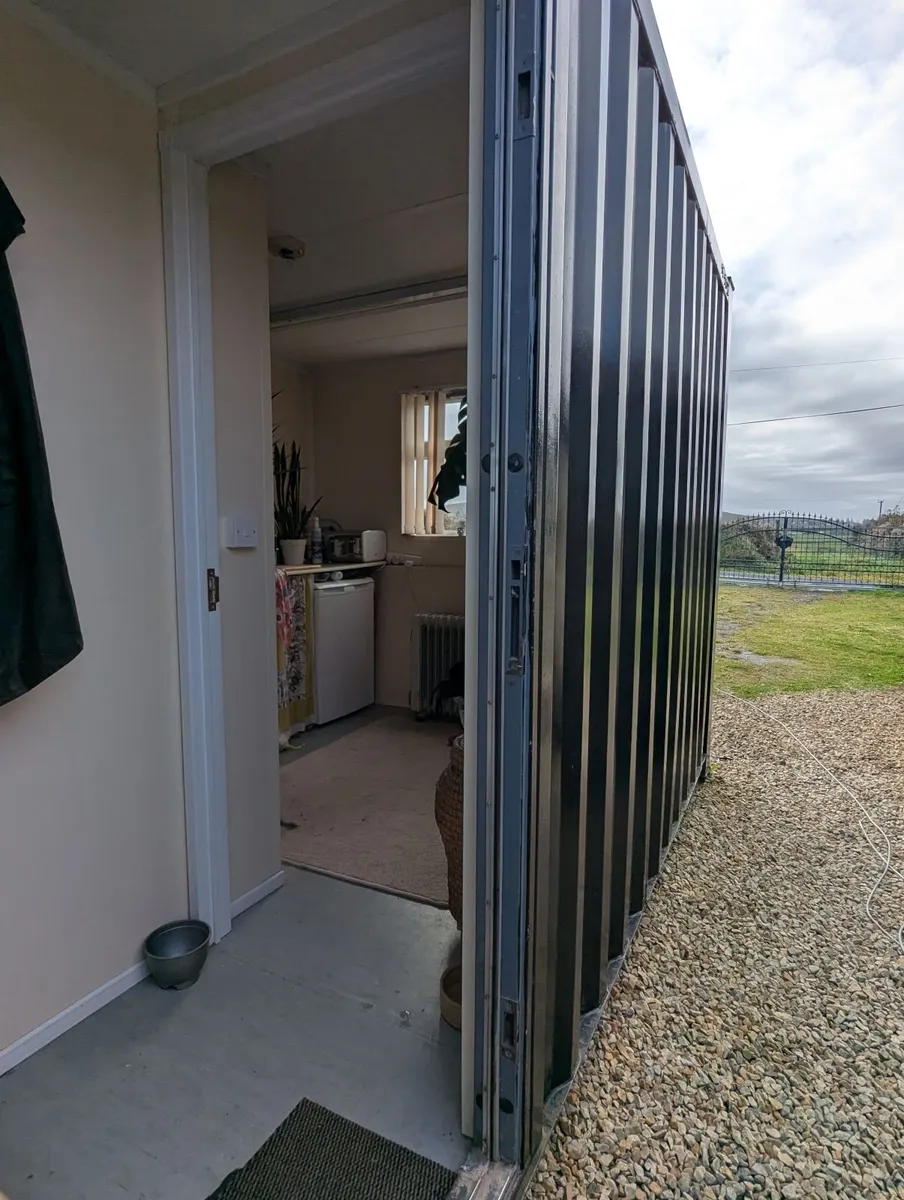 Cabin - Image 3