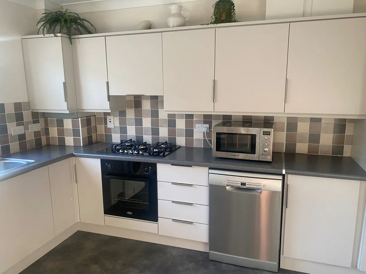 Kitchen - Image 3