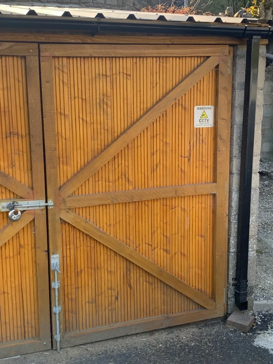 Garage Doors - Image 2